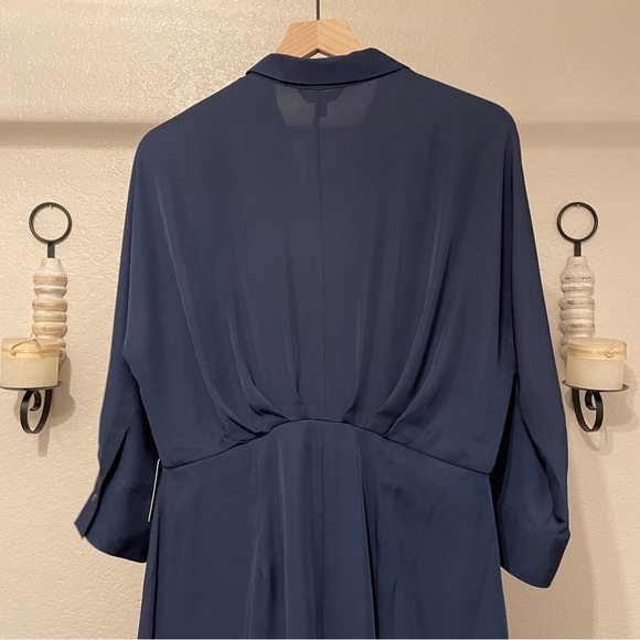 Express Blue 3/4 Sleeve Button Down Collared Midi Dress - Picture 9 of 10